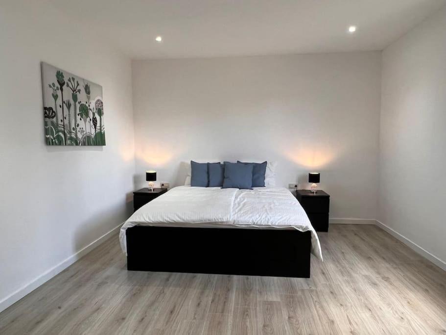 White Apartment, 2 Chambre-Arrivee Autonome-Wifi Rapide لييج المظهر الخارجي الصورة